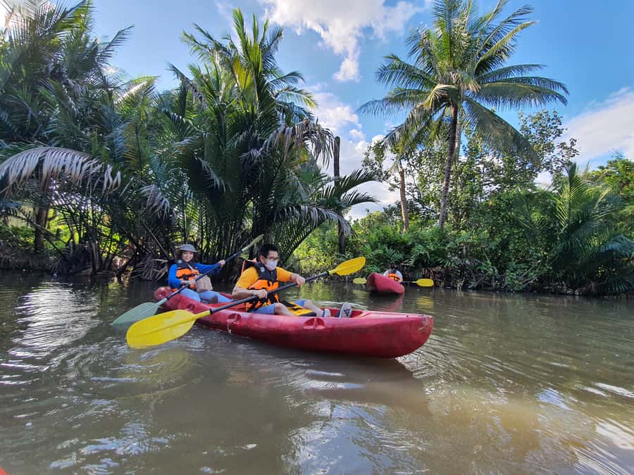 Explore Bangkok jungle by bike, kayak & boat - small group - The longtail boat and Bangkok’s big-city edge