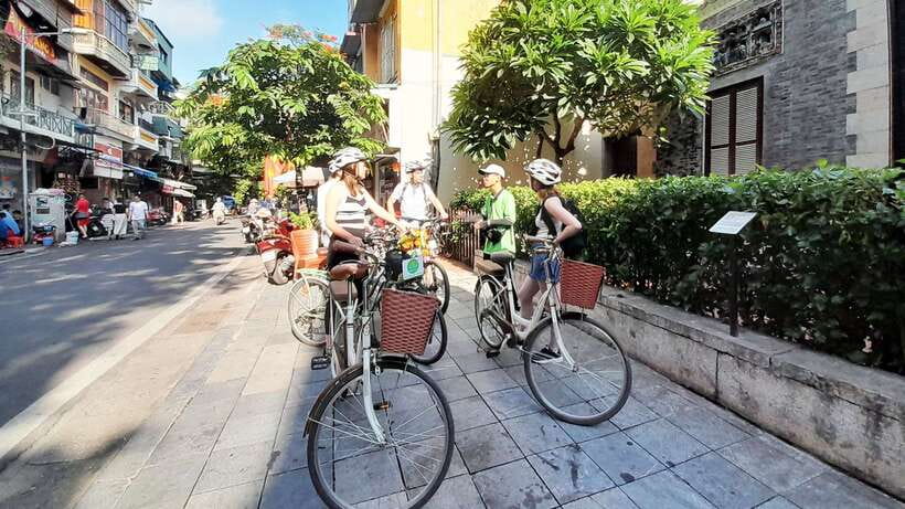Explore Hanoi Old City By Cycling Tour With Small Groups - Hanoi Citadel and the Flag Tower