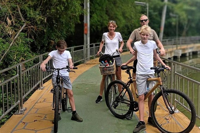 Family Bicycle Tour in the Green Oasis of Bangkok on Bamboo bikes - Choosing a bicycle and getting ready