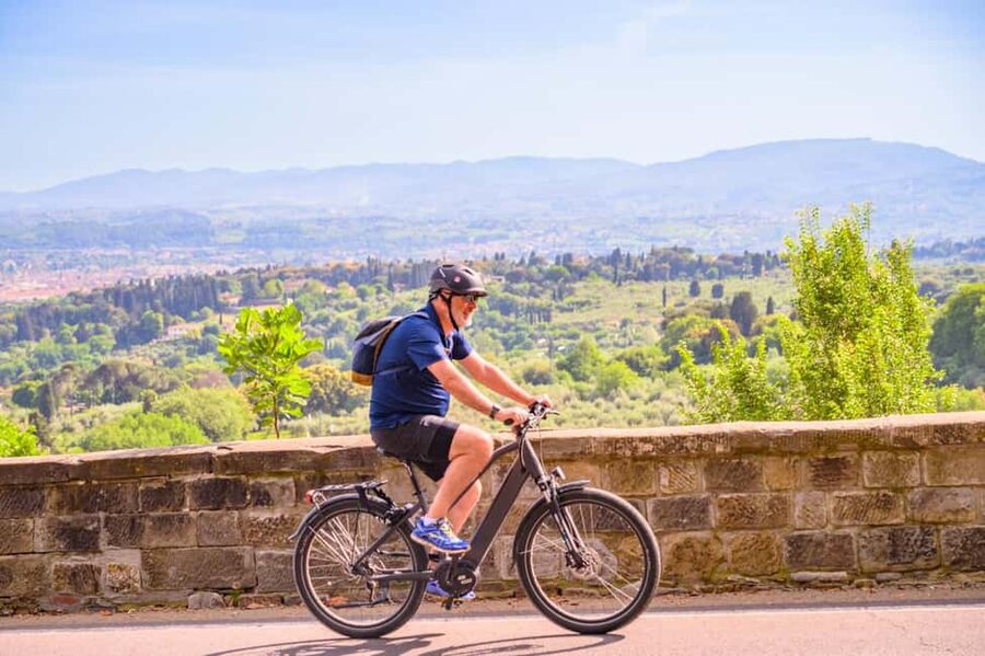 Fiesole E-Bike Tour with Olive Oil Tasting or Pool & Chill - Is this e-bike tour right for you?