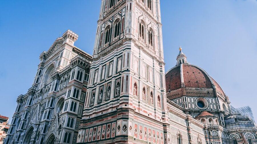 Florence: 2-Hour Guided Sightseeing Bike Tour - Why a bicycle works well in Florence