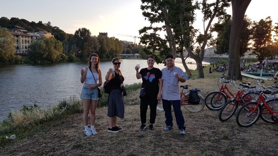 Florence at Night Bike Tour with Wine and Aperitivo Picnic - Who will enjoy this Florence experience most?