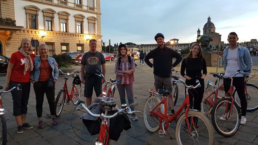 Florence at Night Bike Tour with Wine and Aperitivo Picnic - Weather, clothing, and riding ability
