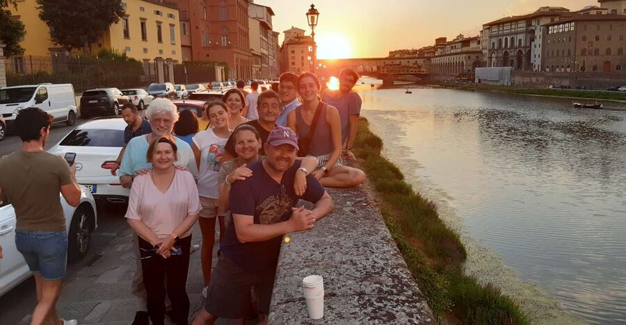 Florence at Night Bike Tour with Wine and Aperitivo Picnic - Starting near Via dei Cimatori