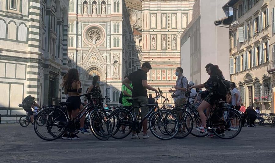 Florence Bike Tour & Sunset & Piazzale Michelangelo - Signoria Square and Republic Square