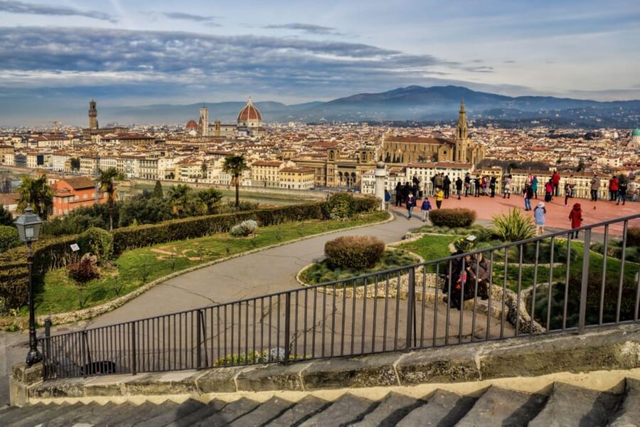 Florence:E-Bike City Tour with stop at Piazzale Michelangelo - Key points at a glance