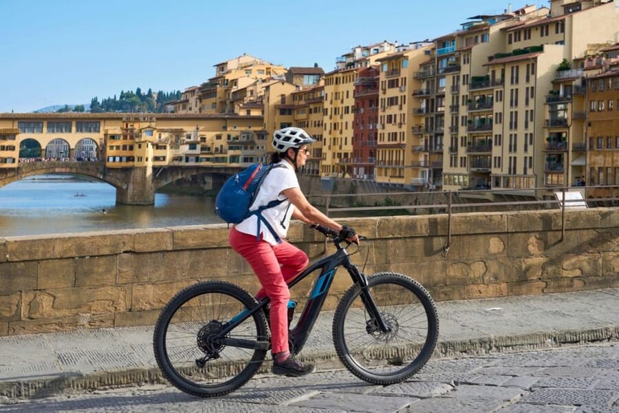 Florence:E-Bike City Tour with stop at Piazzale Michelangelo - Piazzale Michelangelo and Florence’s best wide view