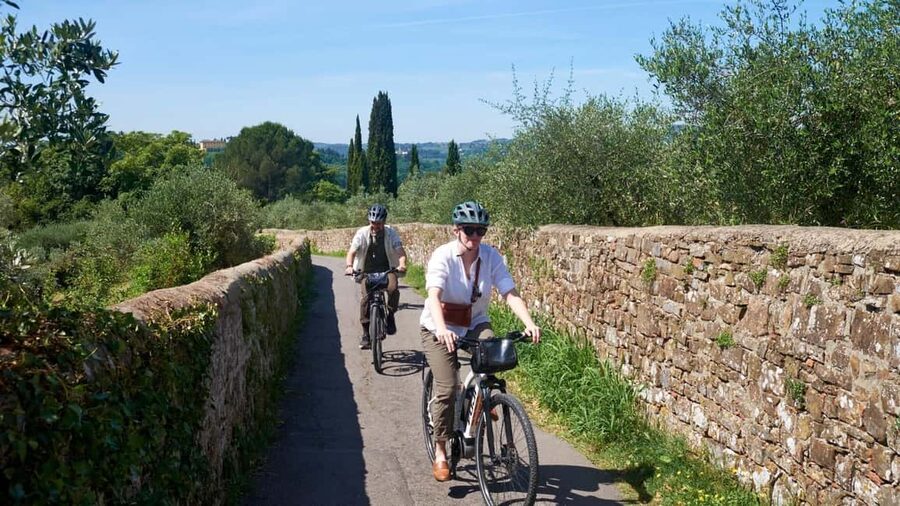Florence: E-Bike Tour in Tuscany with Winery & Wine Tasting - Riding old roads through the Tuscan hills