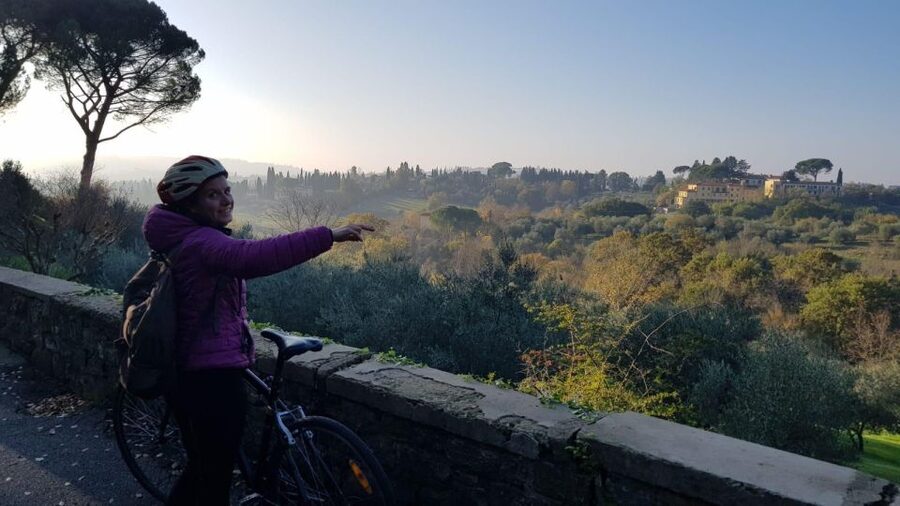 Florence: E-Bike Tour with Olive Oil in the Tuscan Hills - The guide makes the difference
