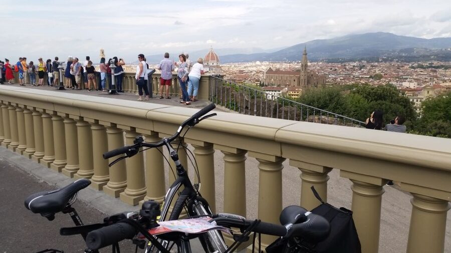 Florence: Guided Bike Tour with Piazzale Michelangelo - Key things to know before you pedal away
