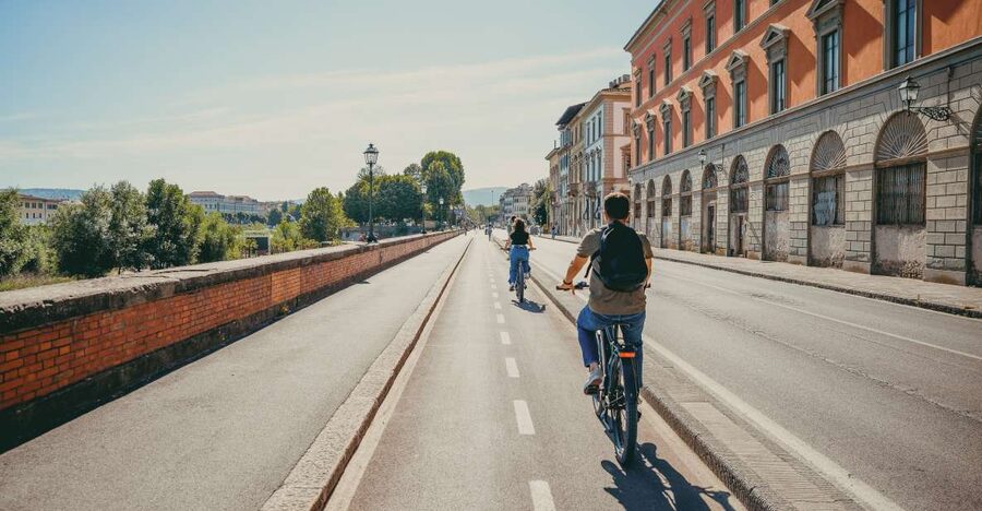 Florence: Night Tour by Electric Bike - Key points at a glance