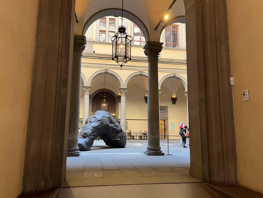 Florence Premium E-Bike Tour + Photo Shoot and Tastings - The Duomo and Via de’ Tornabuoni