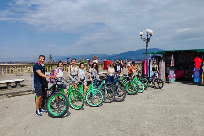Florence Small Group Electric Bike City Tour - Piazza della Repubblica and the old city center