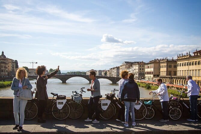 Florence Vintage Bike Tour–guided, small group or private option - Medici Florence at San Lorenzo