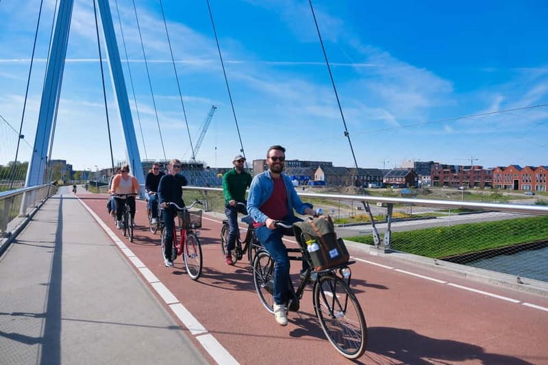 Food Tour by Bike: enjoy 6 bites and cycle trough Utrecht - The food route, from sourdough to Middle Eastern spice