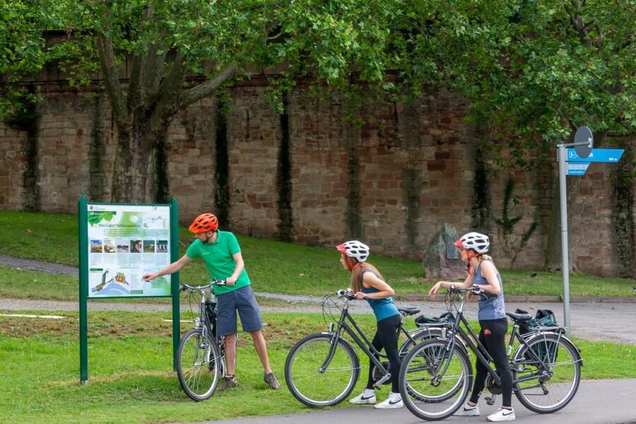 Frankfurt: Full-Day Bicycle or E-Bike Rental - Rear racks and longer rides