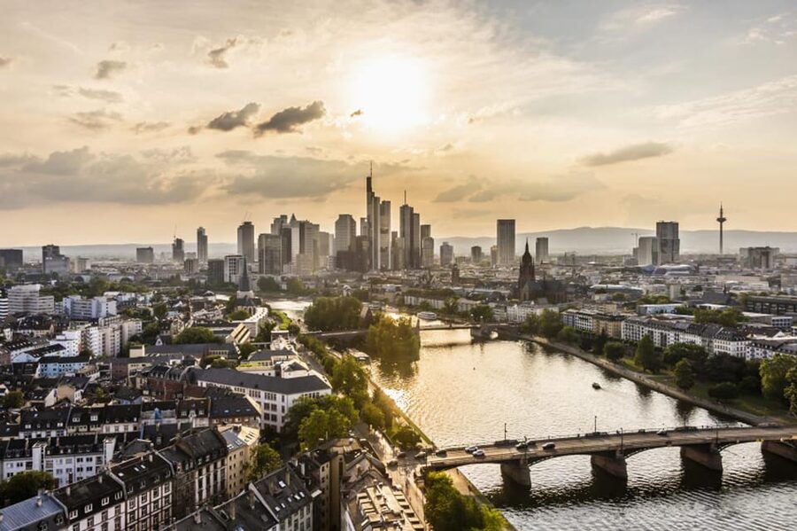 Frankfurt: Full-Day Bicycle or E-Bike Rental - Who will enjoy this rental most?