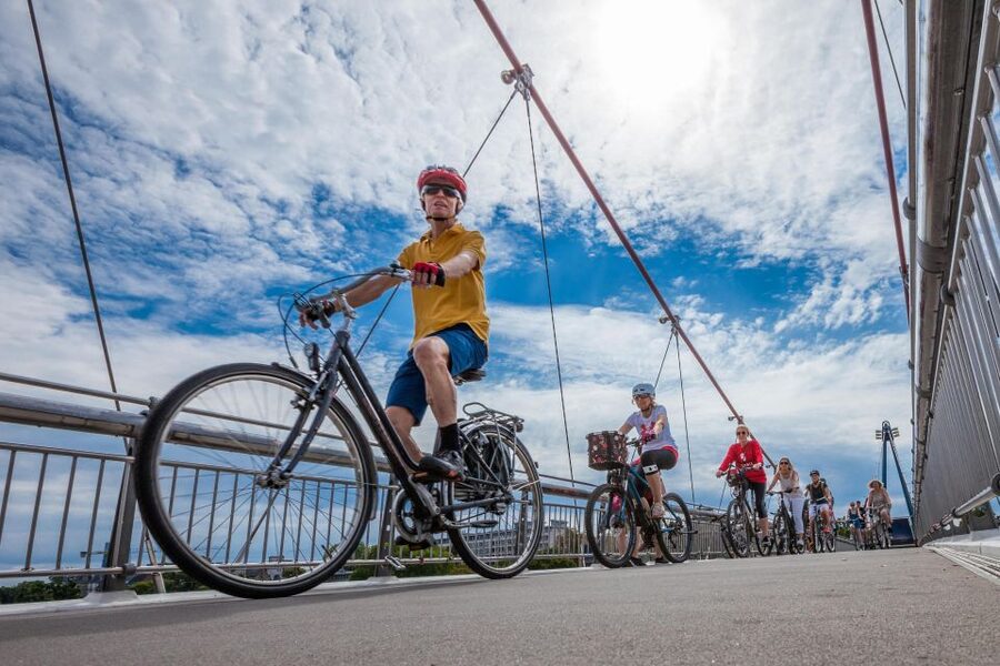 Frankfurt: Guided Bike Tour - Is $57 plus €5 a fair price?