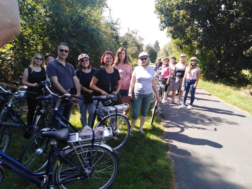Frankfurt: Unique E-Bikes Tours - The Frankfurt City Tour and the Mainhattan view