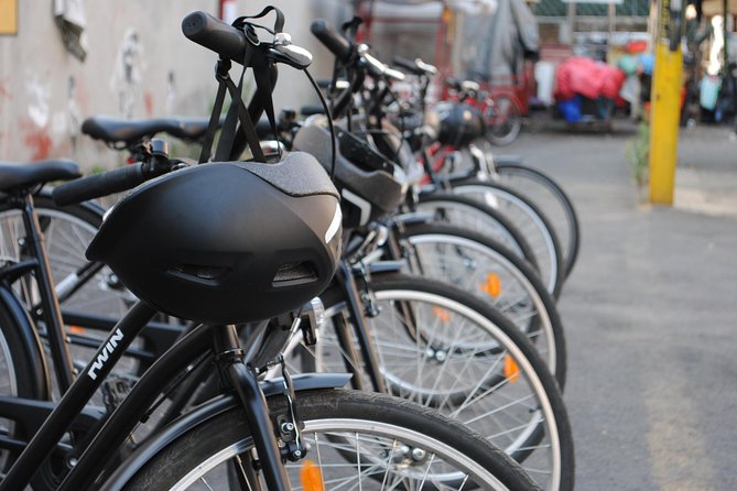 Frida Kahlo VIP [Museum Tickets Included] Bike, Markets & Churros - Coyoacán Market, where the ride becomes a meal