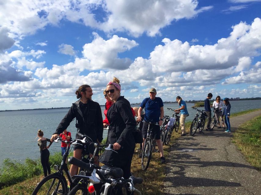 From Amsterdam: Countryside Bike Tour - Ransdorp and the unusual flat church tower