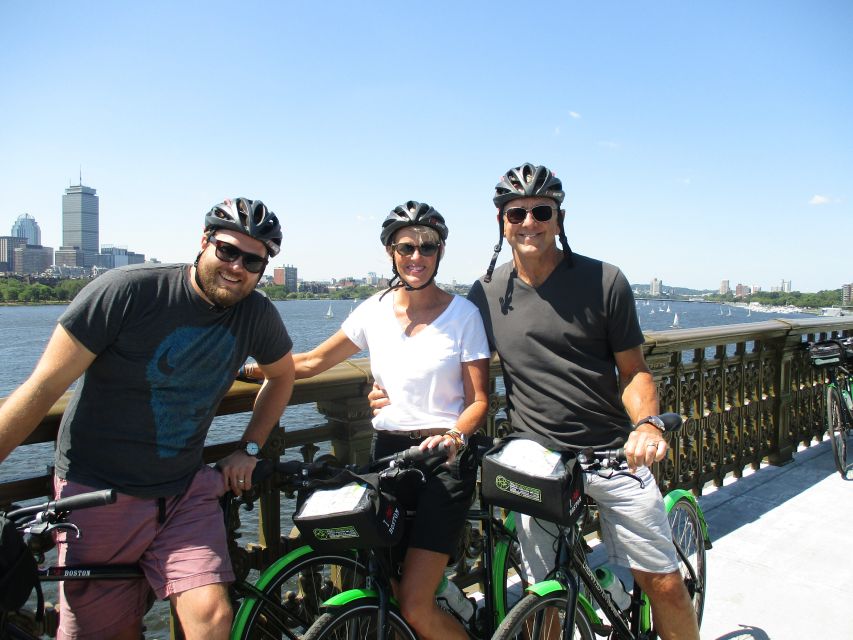 From Boston: Guided Bike Tour of Cambridge - Longfellow Bridge and the route into Cambridge