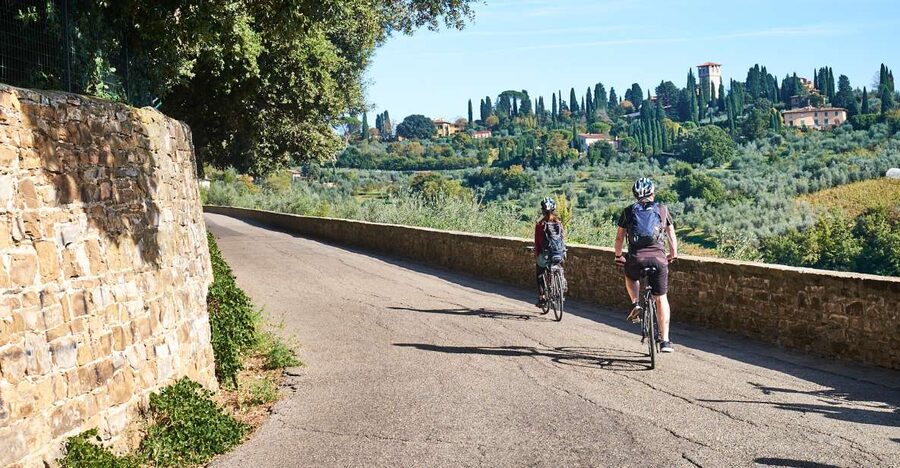 From Florence: Tuscan Hills Biking with Farm Tour and Lunch - Why this ride works so well from Florence