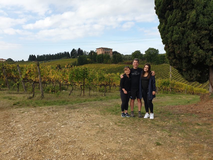 From Florence: Tuscan Hills Biking with Farm Tour and Lunch - Two and a half hours for lunch, wine, and Tuscan food