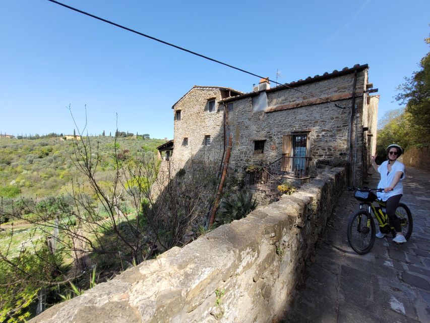 From Florence: Tuscan Hills Biking with Farm Tour and Lunch - Who should book this ride?