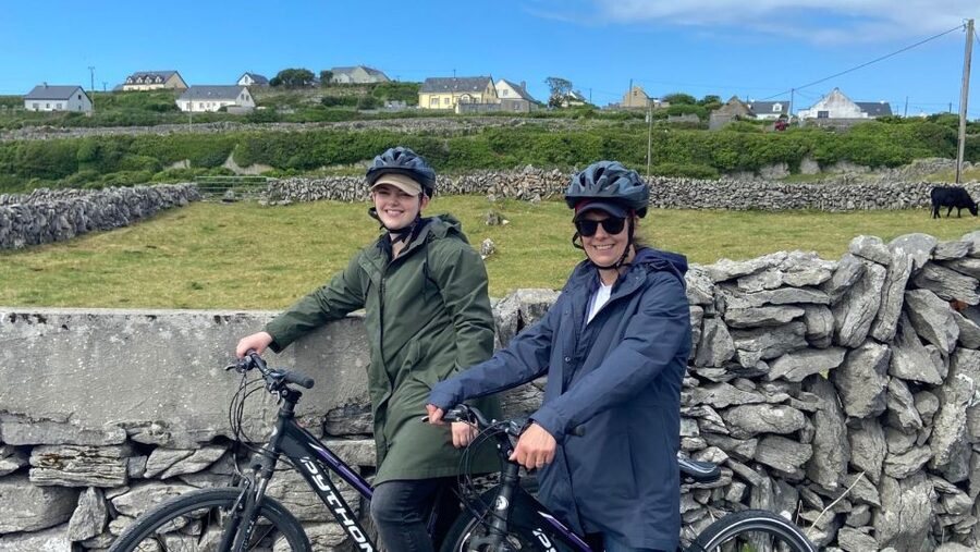 From Galway: Day Trip to Inisheer with Bike or Bus Tour - Returning to Doolin and Galway