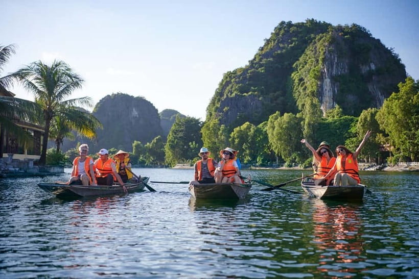 From Hanoi: Hoa Lu, Tam Coc, Mua Cave & Cycling in Ninh Binh - Key points at a glance