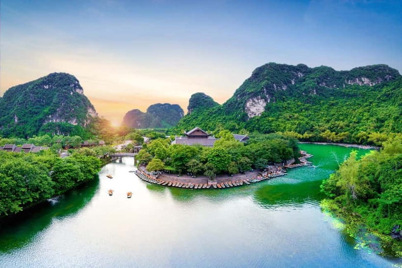 From Hanoi: Ninh Binh Trip with Cycling & Buffet Lunch - The buffet lunch, with a practical caveat