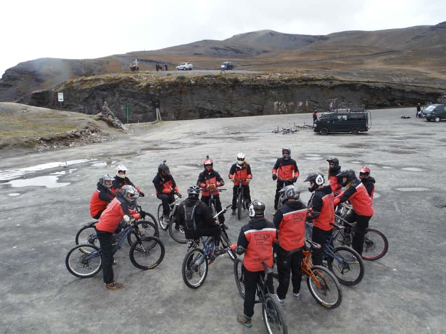 From La Paz: The World's Most Dangerous Road Biking Tour - Key things to know before riding