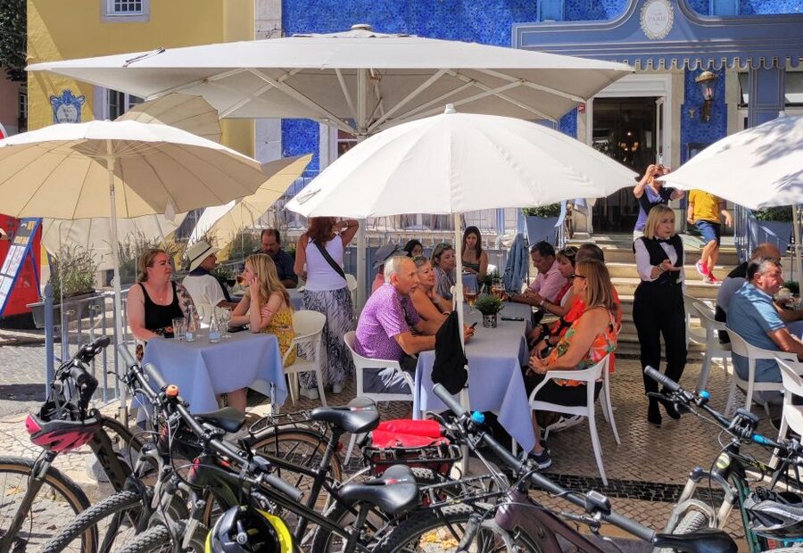 From Lisbon: Sintra and Cascais E-Bike Tour - Meeting near Santa Apolónia and taking the train