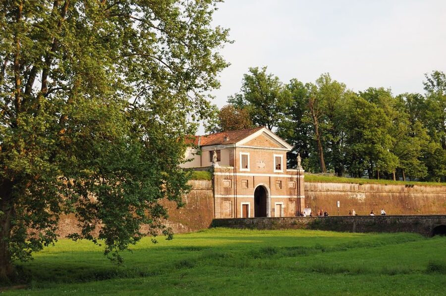From Lucca to Pisa: Self-Guided Bike Tour - Trekking Bike or E-Bike?