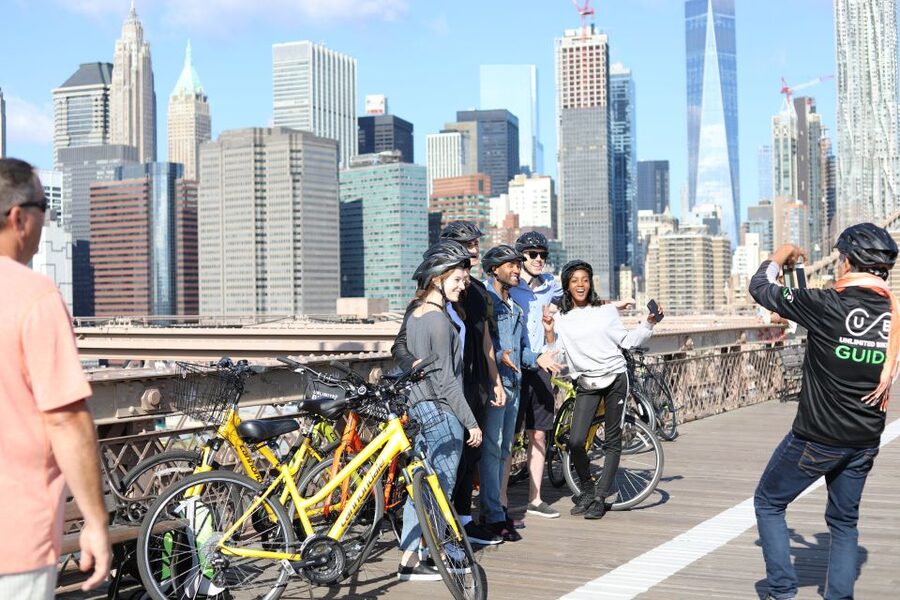 From Manhattan: 2-Hour Brooklyn Bridge Sightseeing Bike Tour - Starting at 79 Chambers Street in Lower Manhattan