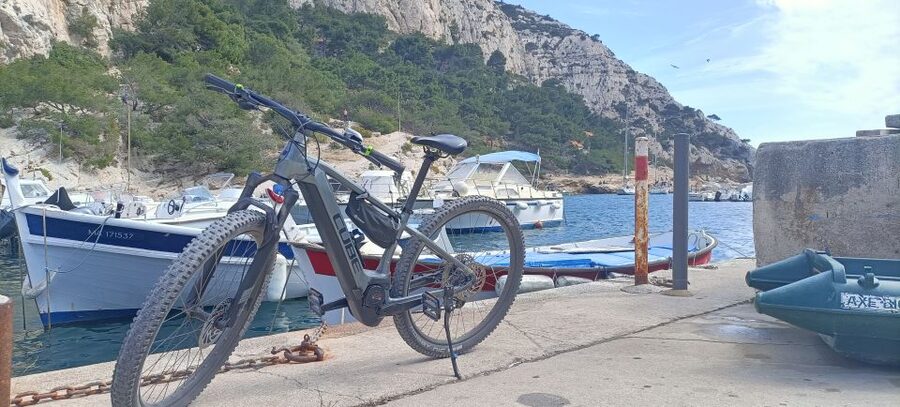 From Marseille: Calanques National Park E-Mountain Bike Tour - Starting at Pointe Rouge and Château Pastré