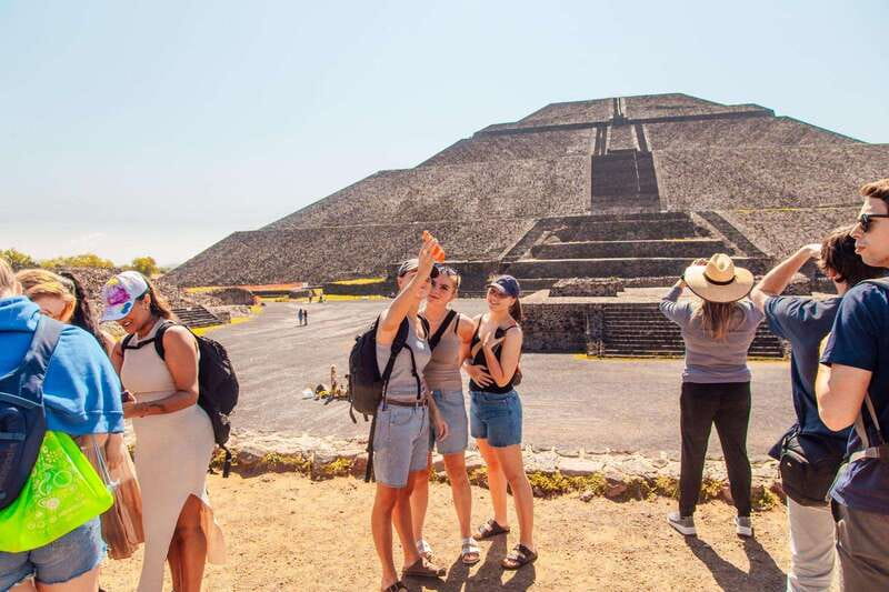 From Mexico City: Teotihuacan Pyramids and Bike Tour - San Martín de las Pirámides and its local character