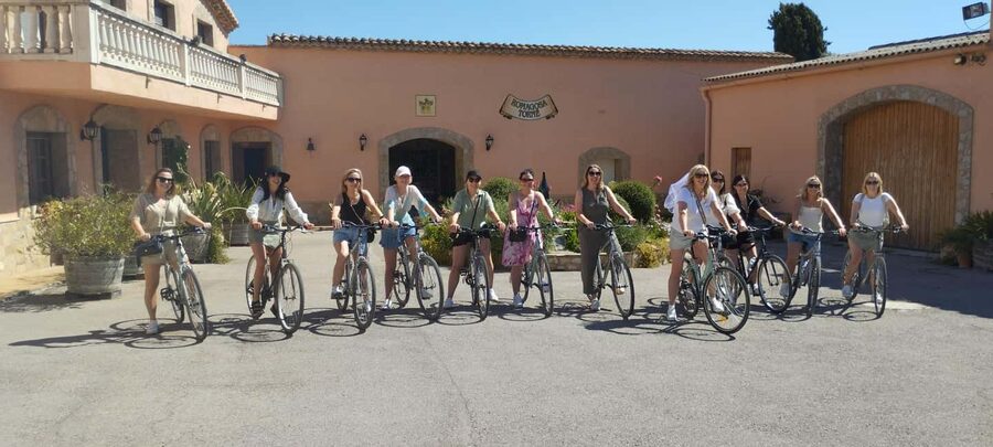 From Sitges: Cycling Tour with Winery visit and Tasting - My verdict: book it if you want cava with a little motion