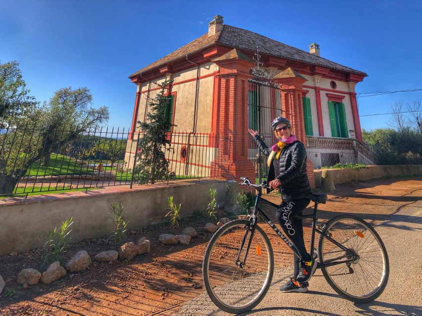 From Sitges: Paella Masterclass, Bike Ride and Winery Visit - Wine, cava, and paella in one compact morning