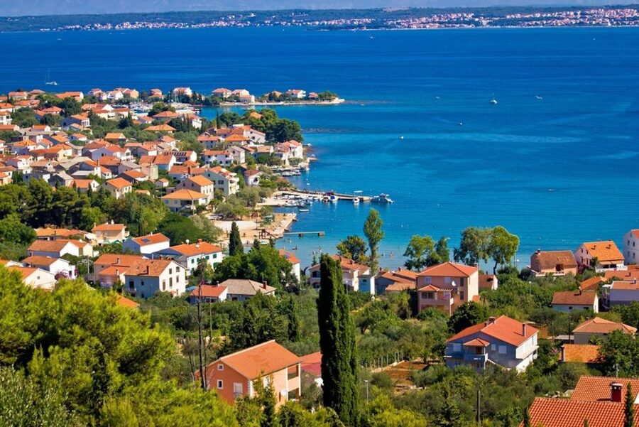 From Zadar: Full-Day Ugljan Self-Guided Bike Tour - Getting Oriented on Ugljan Island