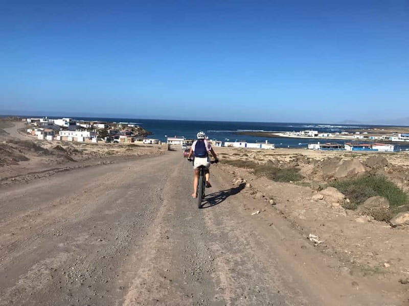 Fuerteventura North: PREMIUM E-bike guided tour - Lajares break: a useful pause at the midpoint