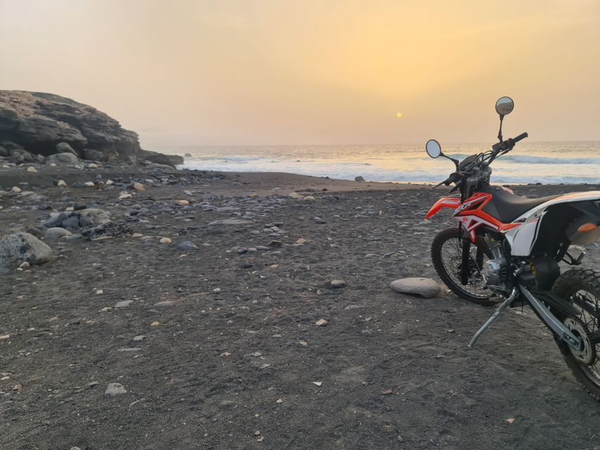 Fuerteventura south: enduro trips on motocycle/lic. B,A1&2,A - Why Enduro Riding Feels Different From a Road Tour