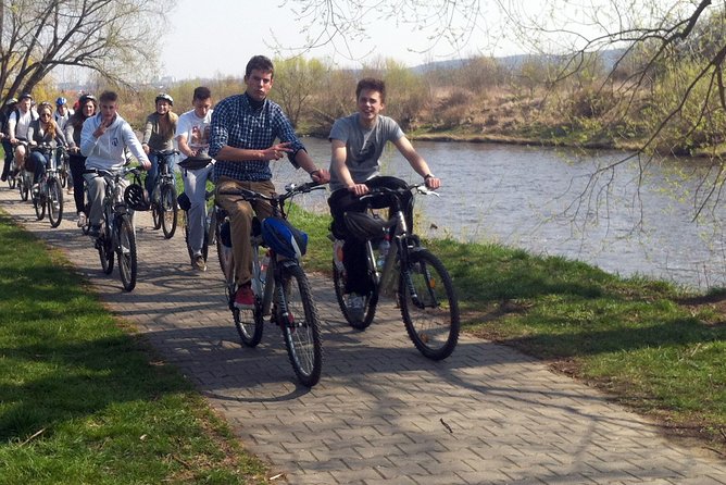 Full-Day Countryside Bike Tour to Karlstejn Castle (small group) - Riding Out Through Prague and Along the Berounka
