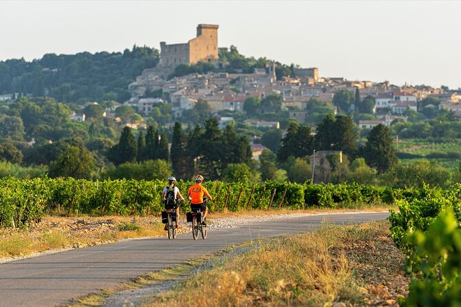 Full day E-Bike rental in the Luberon - Starting in Bonnieux at 9:00 a.m.