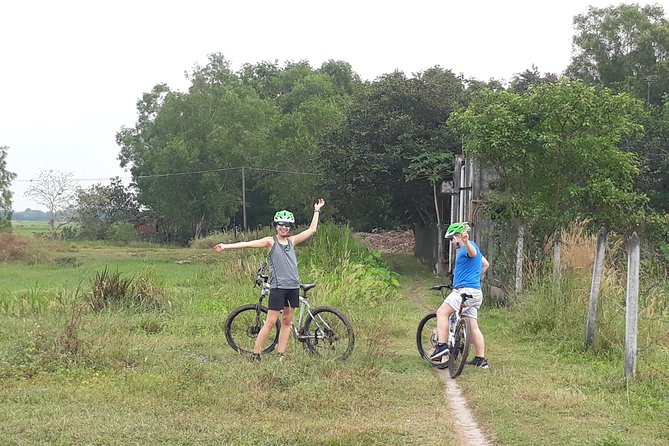 Full Day Off The Beaten Track the Mekong Delta. - Kayaking through the smaller channels