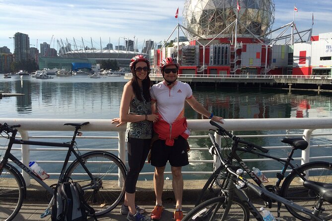 Gastown, Chinatown & Granville Island - Vancouver Bike Tours - Gastown: old streets, famous clock, mixed reality