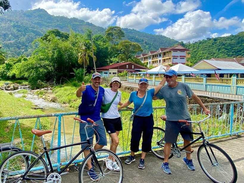 George Town, Penang: Malay Countryside Cycling - Fishing jetties and two sides of village life