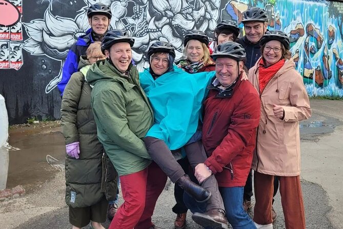 Glasgow Highlights Bike or Ebike Tour - The university climb is worth the effort