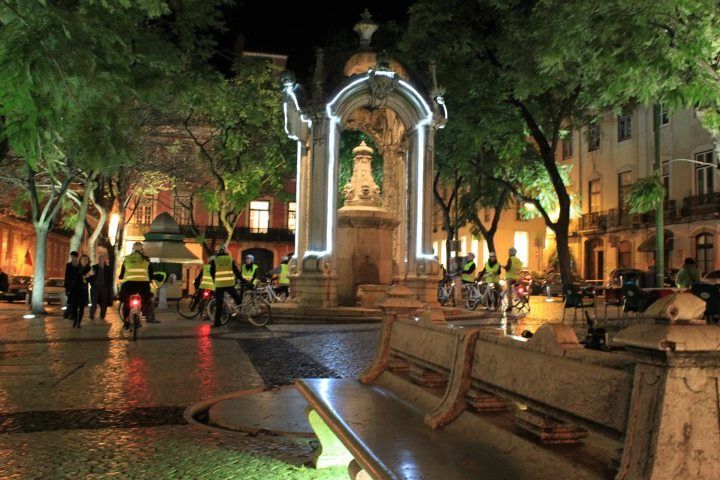 Go Lisbon by Night Electric Bike Tour - Why an evening electric bike ride works in Lisbon